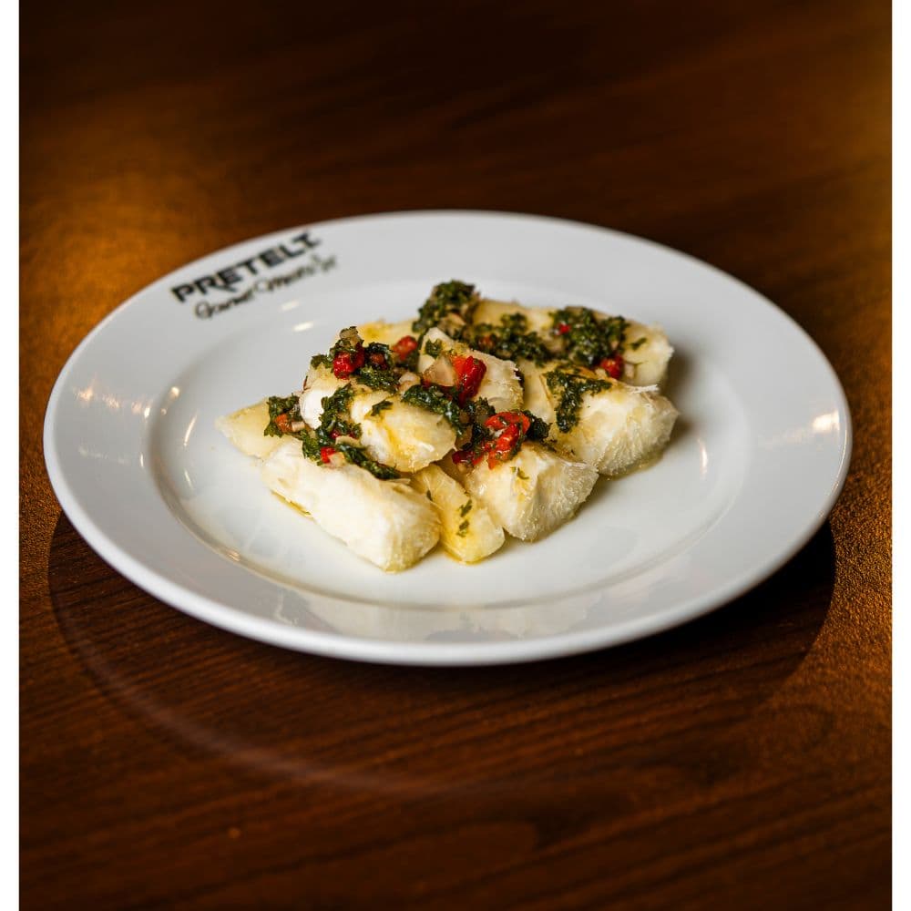 yuca al mojo